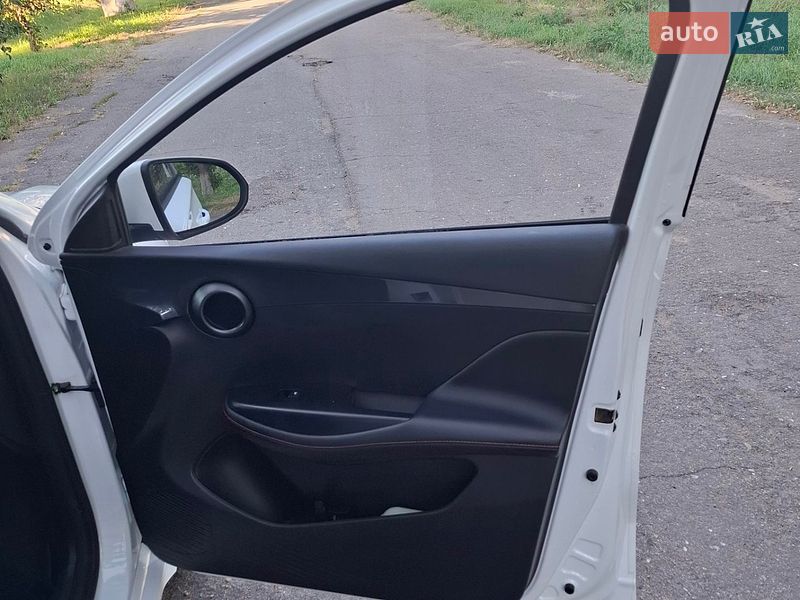 Хетчбек BYD E2 2025 в Теплодарі