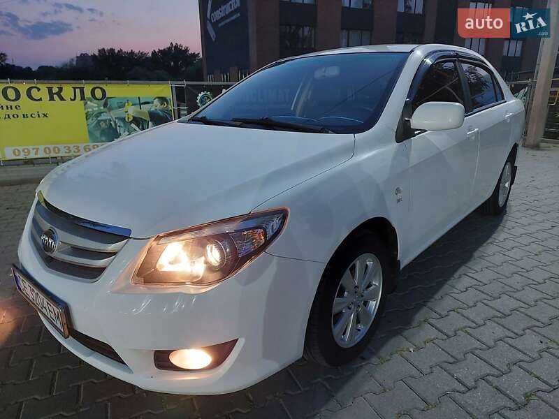 Седан BYD F3 2013 в Черновцах