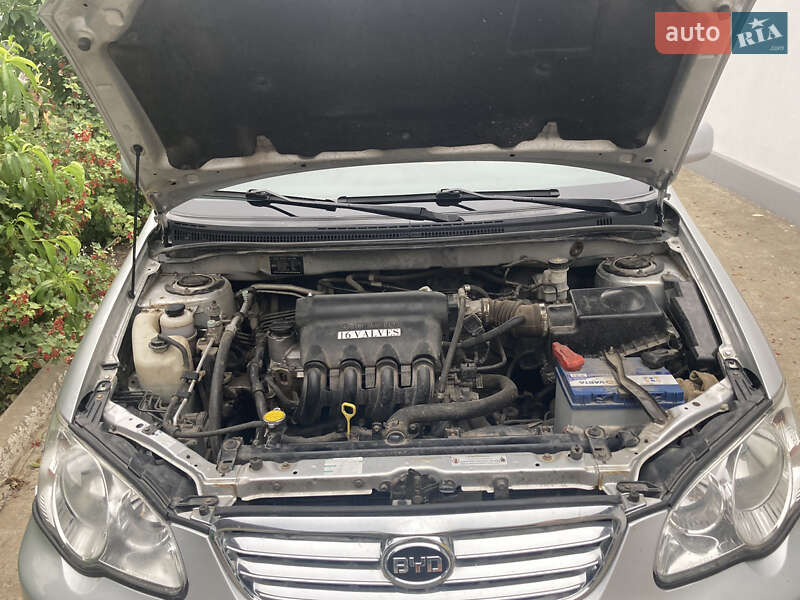 Седан BYD F3 2013 в Благовещенском