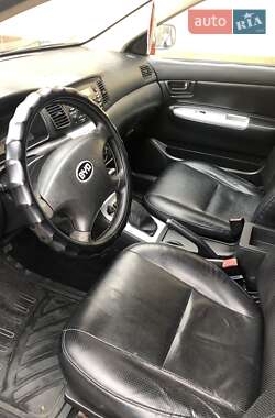 Седан BYD F3 2013 в 
