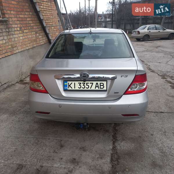BYD F3 2013