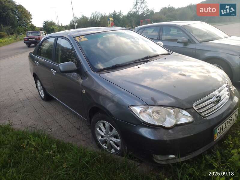 Седан BYD F3 2013 в Моршине