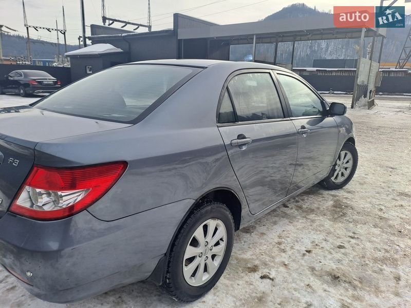Седан BYD F3 2012 в Бориславе