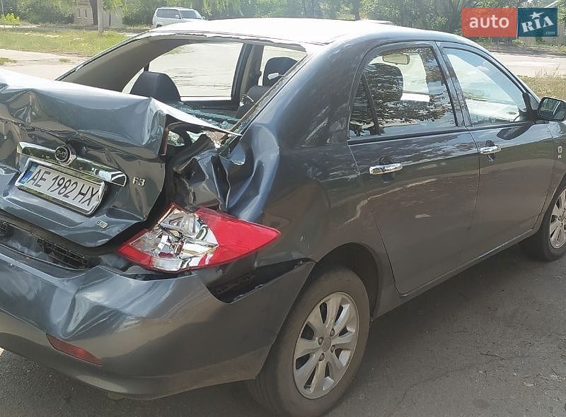 Седан BYD F3 2013 в Павлограді