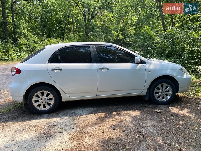 BYD F3R
