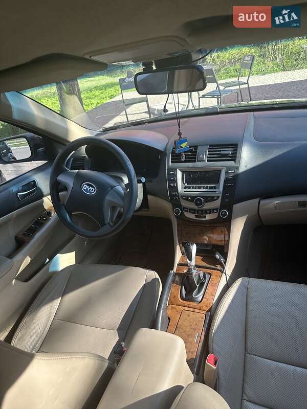 Седан BYD F6 2011 в Днепре