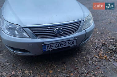 Седан BYD F6 2012 в 