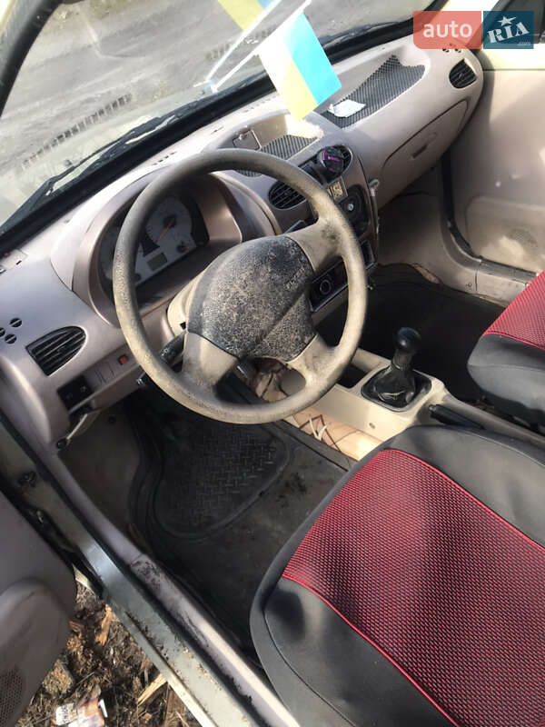 Хетчбек BYD Flyer 2006 в Рівному