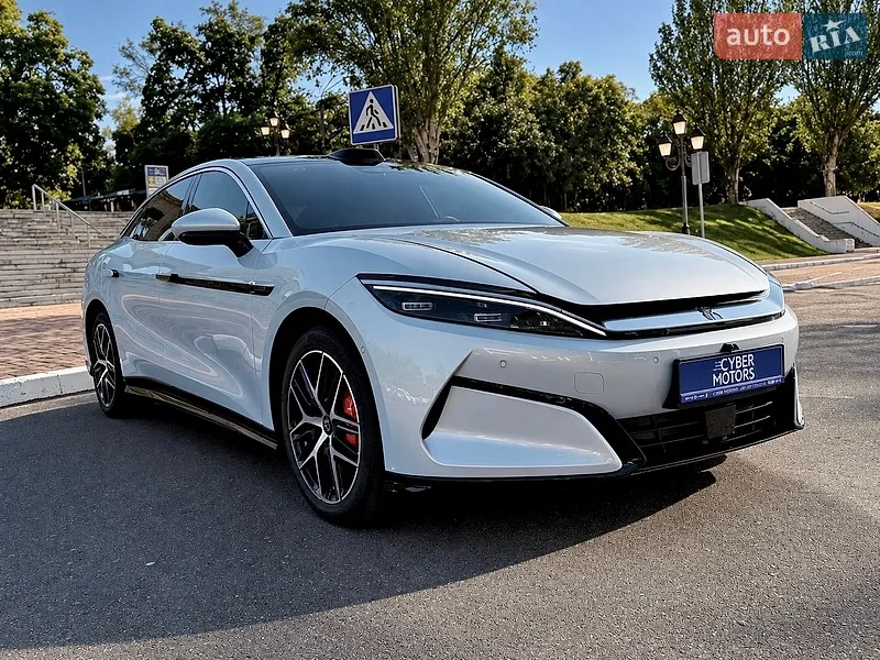 BYD Han L 2025