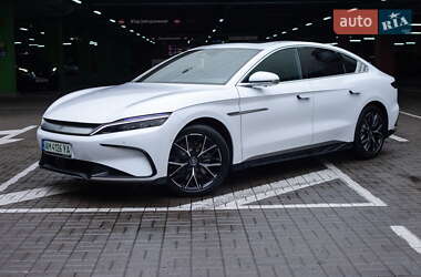 Седан BYD Han 2022 в Киеве