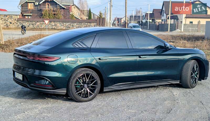 Седан BYD Han 2022 в Киеве
