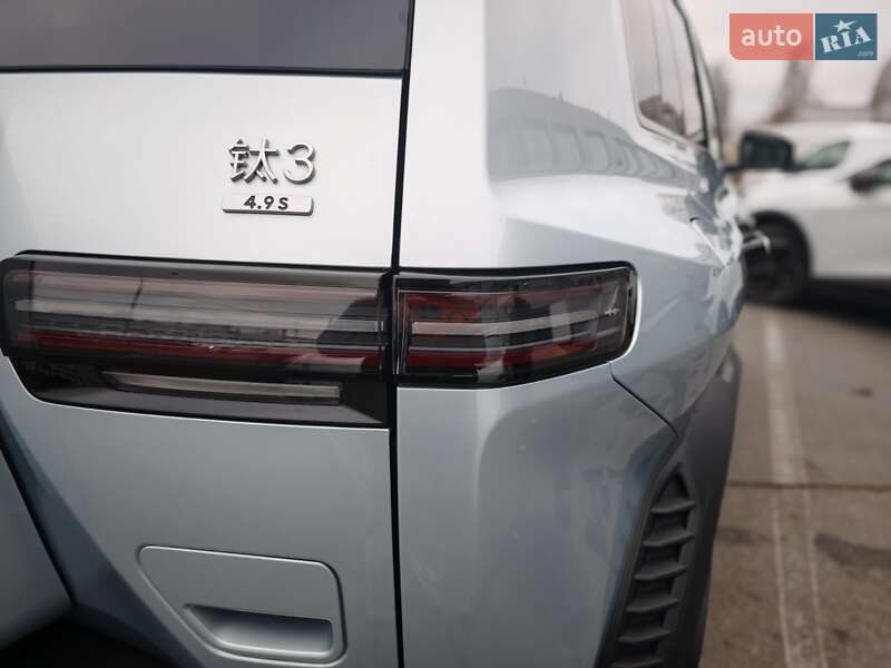Внедорожник / Кроссовер BYD Leopard 3 2025 в Киеве