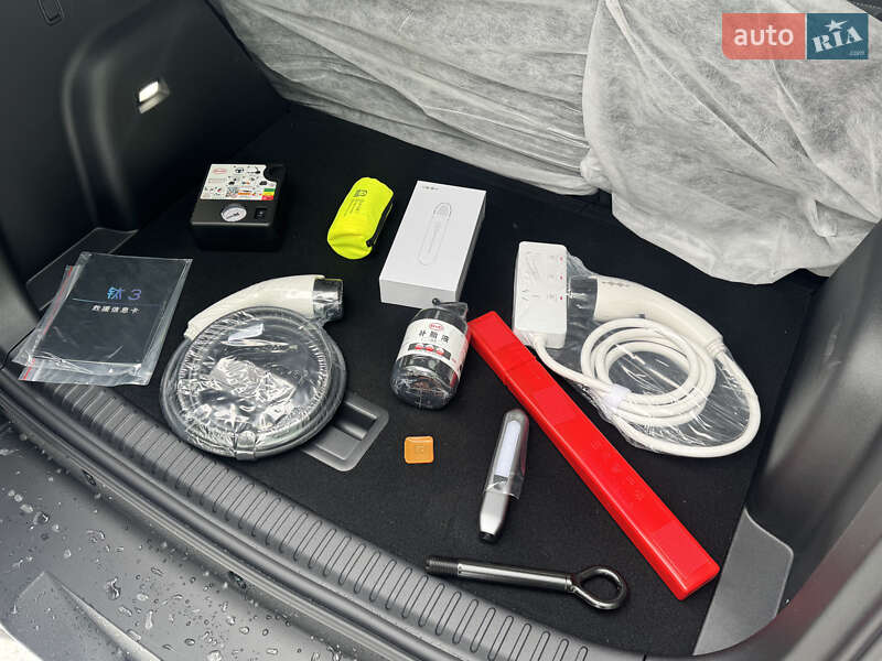 Позашляховик / Кросовер BYD Leopard 3 2025 в Києві