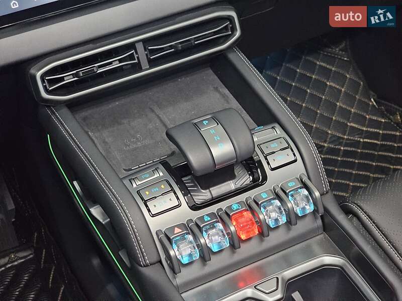 Внедорожник / Кроссовер BYD Leopard 3 2025 в Днепре