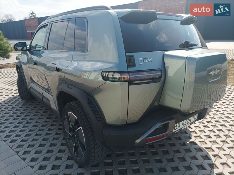 Внедорожник / Кроссовер BYD Leopard 3 2025 в Хмельницком