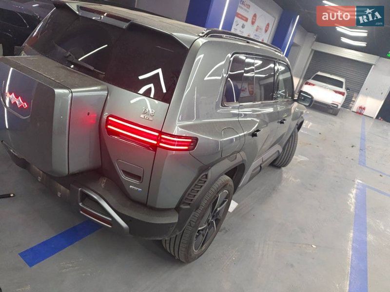 Внедорожник / Кроссовер BYD Leopard 3 2025 в Киеве