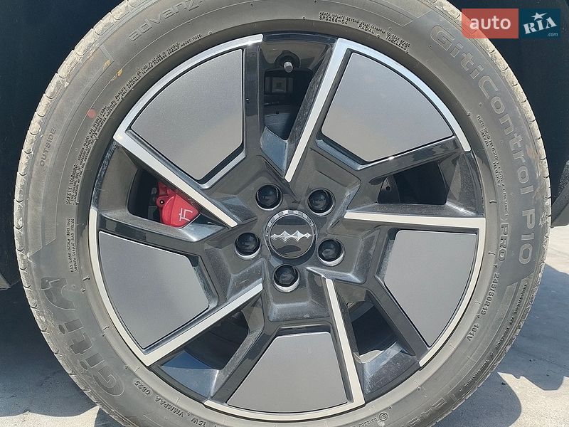 Внедорожник / Кроссовер BYD Leopard 3 2025 в Киеве