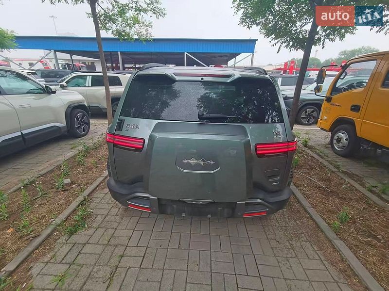 Внедорожник / Кроссовер BYD Leopard 3 2025 в Киеве