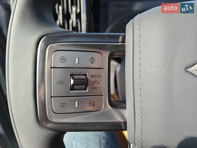 Внедорожник / Кроссовер BYD Leopard 5 2025 в Киеве