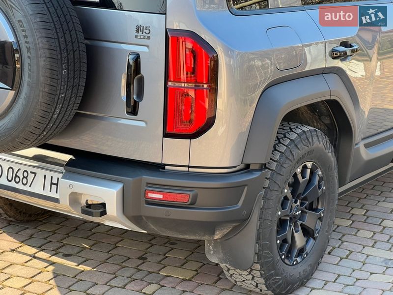 Внедорожник / Кроссовер BYD Leopard 5 2025 в Ужгороде