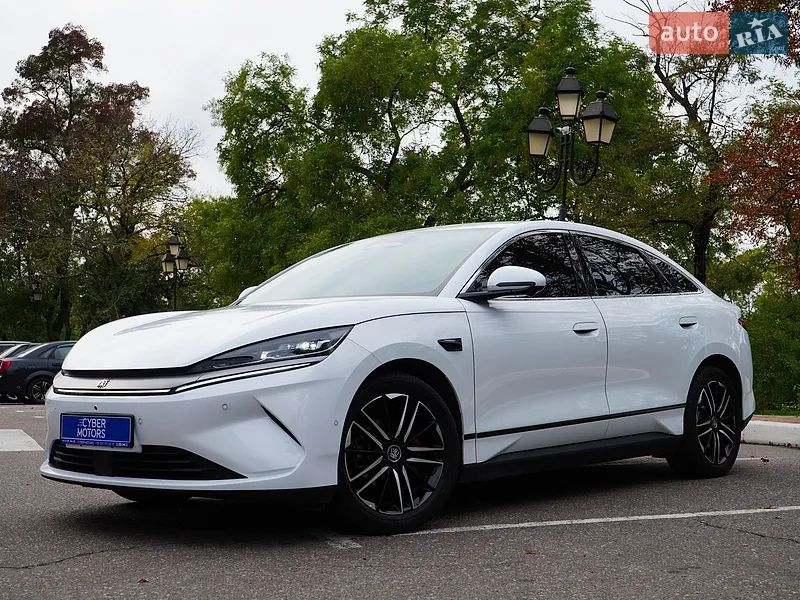 BYD Qin L