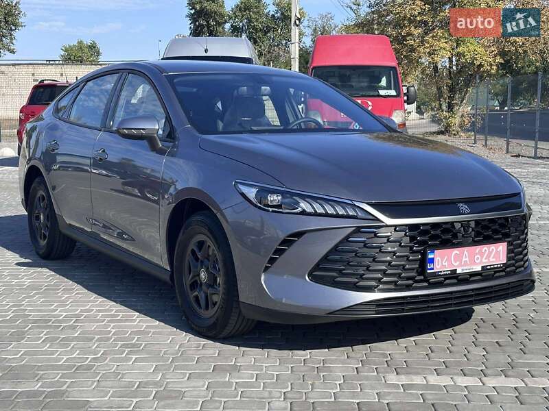 Седан BYD Qin Plus 2025 в Дніпрі