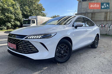 Седан BYD Qin Plus 2025 в 