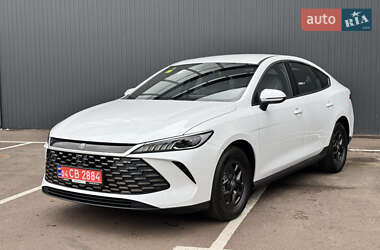 Седан BYD Qin Plus 2025 в 