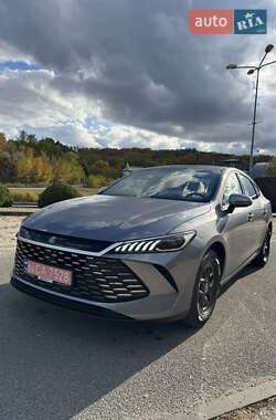 Седан BYD Qin Plus 2025 в 