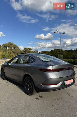 Седан BYD Qin Plus 2025 в 
