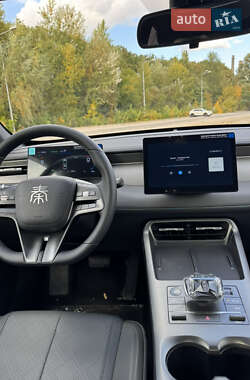 Седан BYD Qin Plus 2025 в 