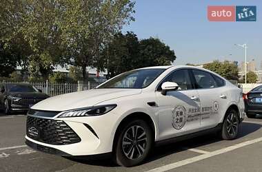 Седан BYD Qin Plus 2025 в Киеве