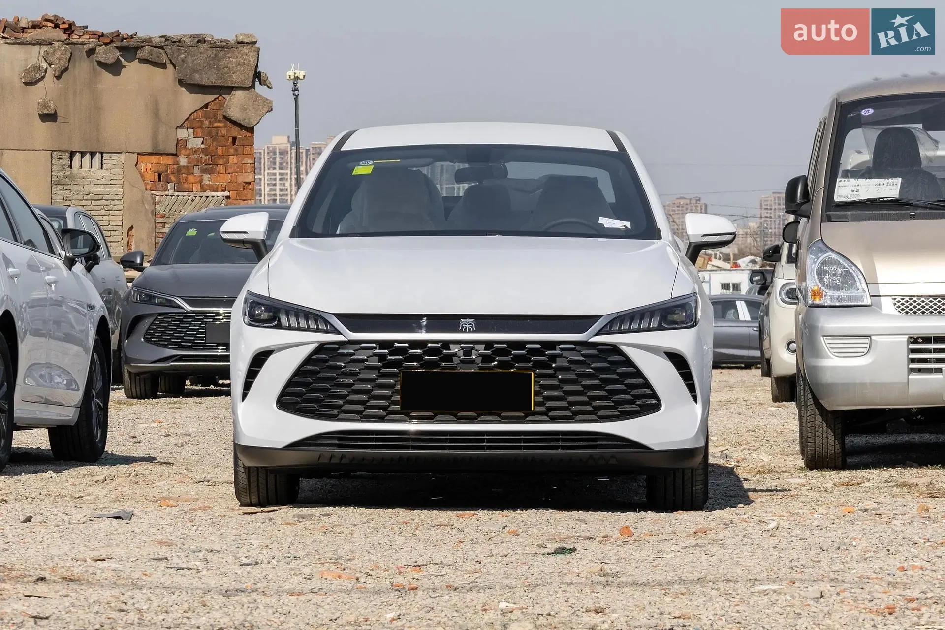 2025 BYD Qin - мініатюра 2