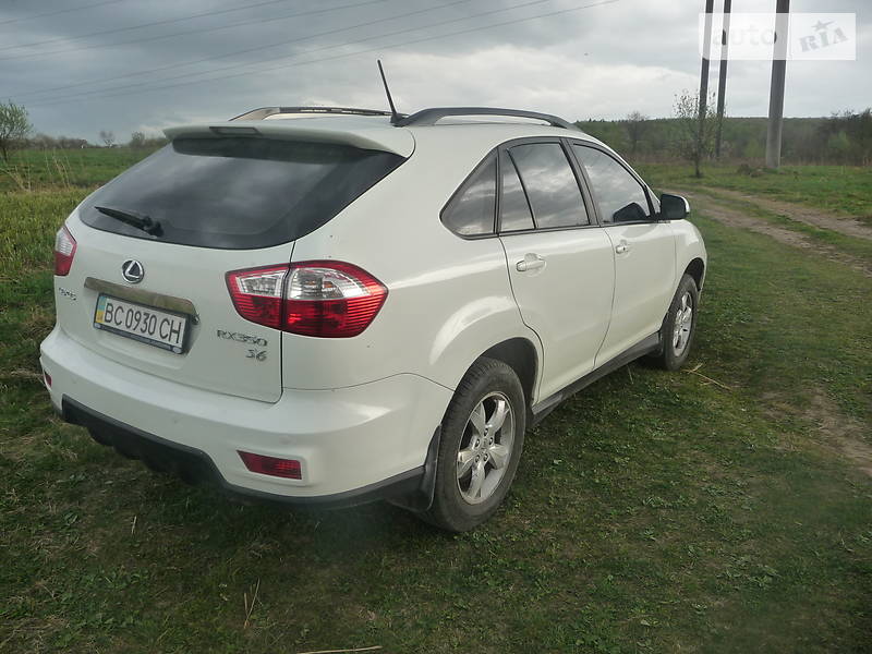 Внедорожник / Кроссовер BYD S6 2012 в Бориславе
