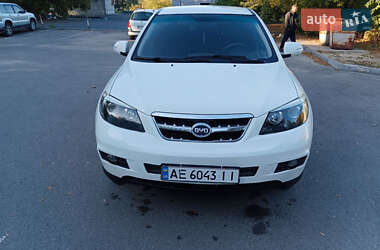 Внедорожник / Кроссовер BYD S6 2013 в Днепре