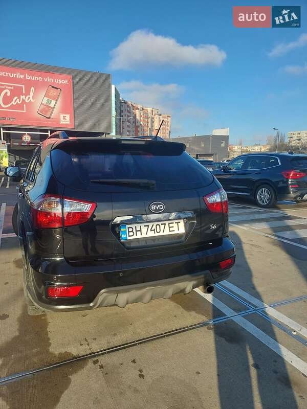 Внедорожник / Кроссовер BYD S6 2013 в Измаиле
