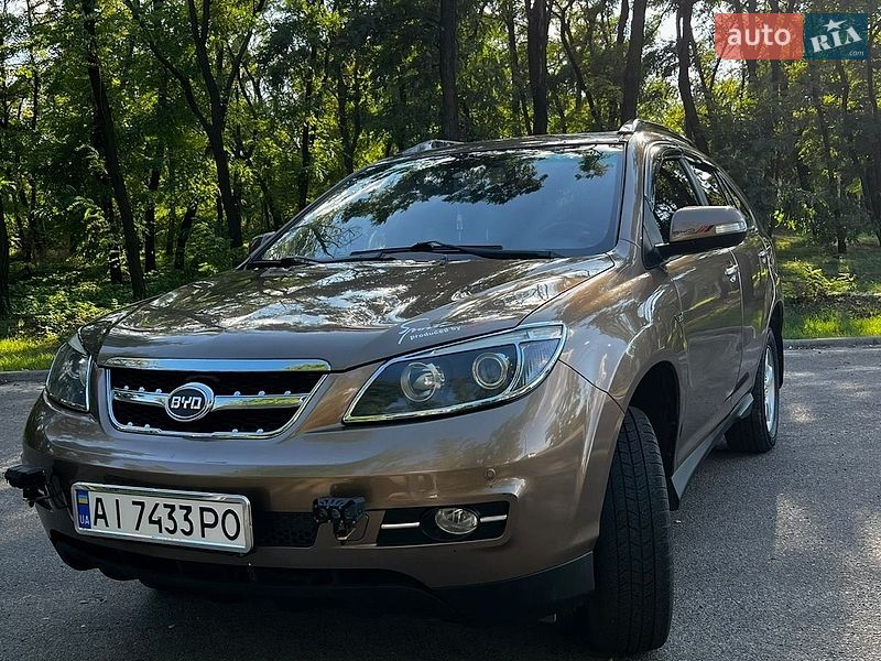 Позашляховик / Кросовер BYD S6 2013 в Кривому Розі