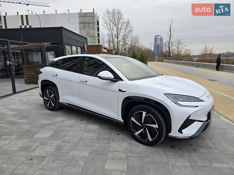 Позашляховик / Кросовер BYD Sea Lion 07 2024 в Києві
