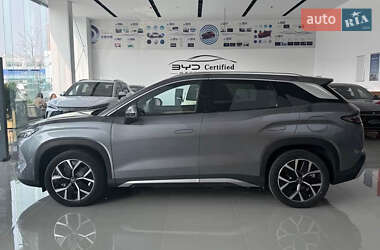 Позашляховик / Кросовер BYD Song L 2024 в 
