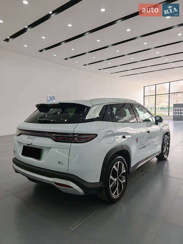 Внедорожник / Кроссовер BYD Song L 2024 в Киеве