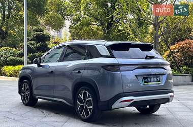 Внедорожник / Кроссовер BYD Song L 2024 в 