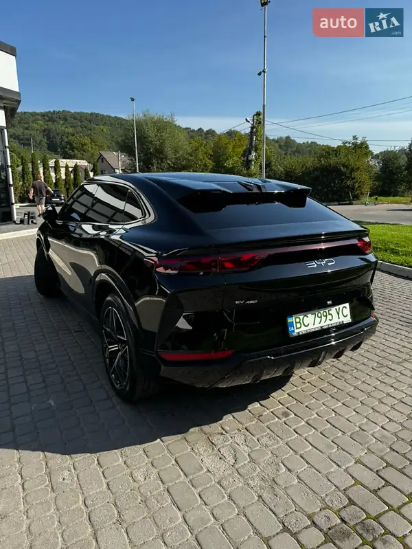 BYD Song L