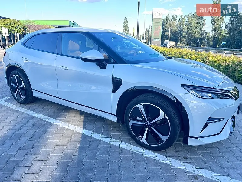 BYD Song L