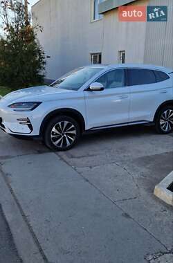 Внедорожник / Кроссовер BYD Song Plus 2023 в 