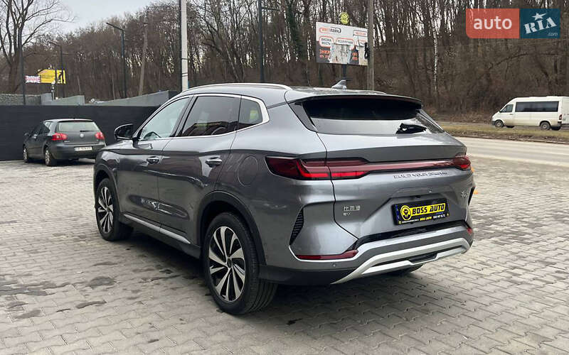 Позашляховик / Кросовер BYD Song Plus 2023 в Чернівцях