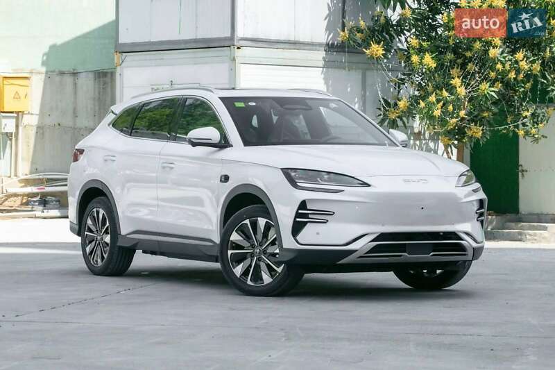 Позашляховик / Кросовер BYD Song Plus 2025 в 