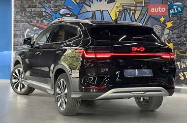 Позашляховик / Кросовер BYD Song Plus 2025 в 