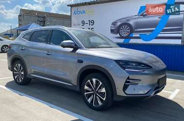 Позашляховик / Кросовер BYD Song Plus 2025 в 