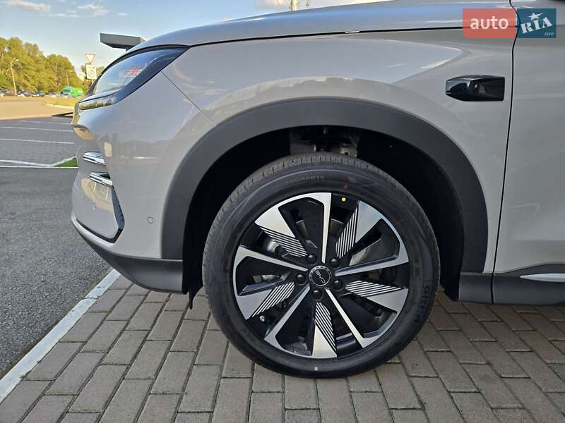 Внедорожник / Кроссовер BYD Song Plus 2025 в Киеве