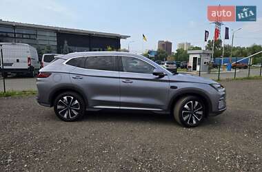 Позашляховик / Кросовер BYD Song Plus 2025 в 